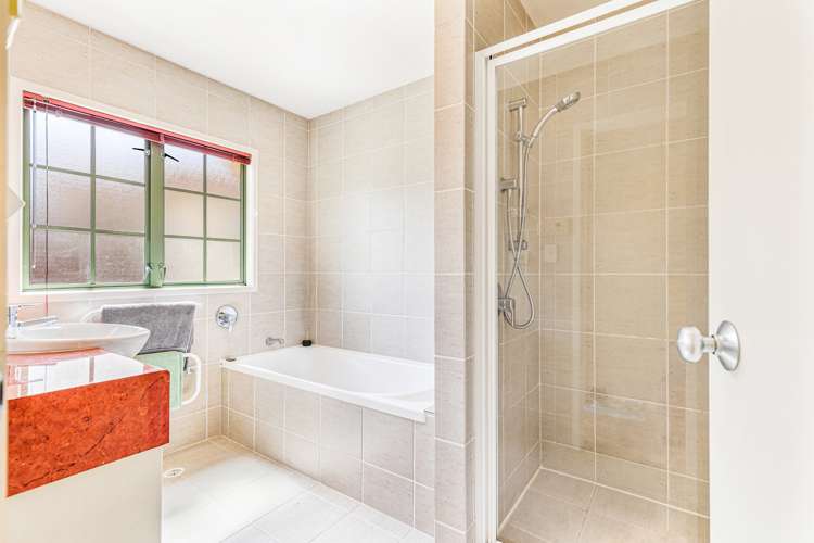 30 Parkwood Crescent Gulf Harbour_10