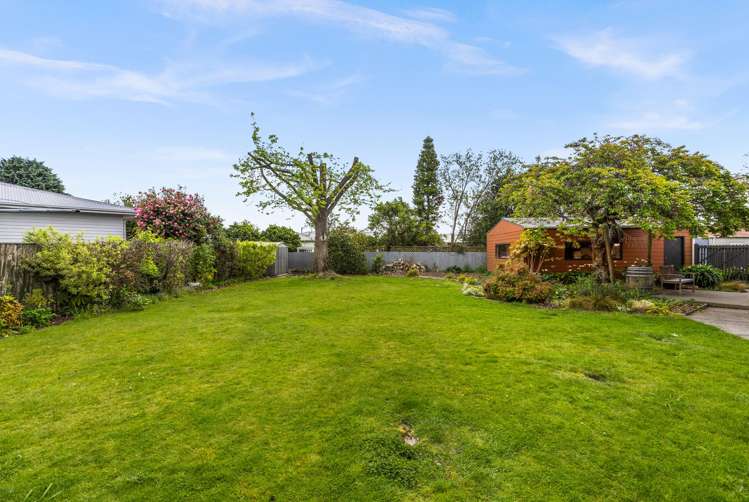 1311 Caroline Road Mayfair_16