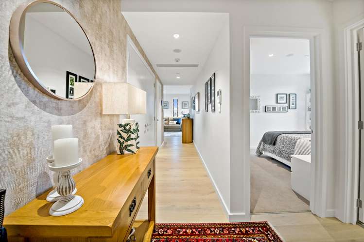 203/45 Hudson Bay Road Hobsonville_8