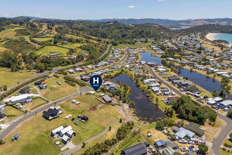 24 Oliver Leighs Drive Cooks Beach_21