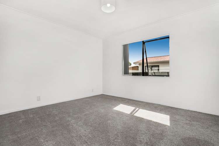 2/30 Gloucester Road Manurewa_7