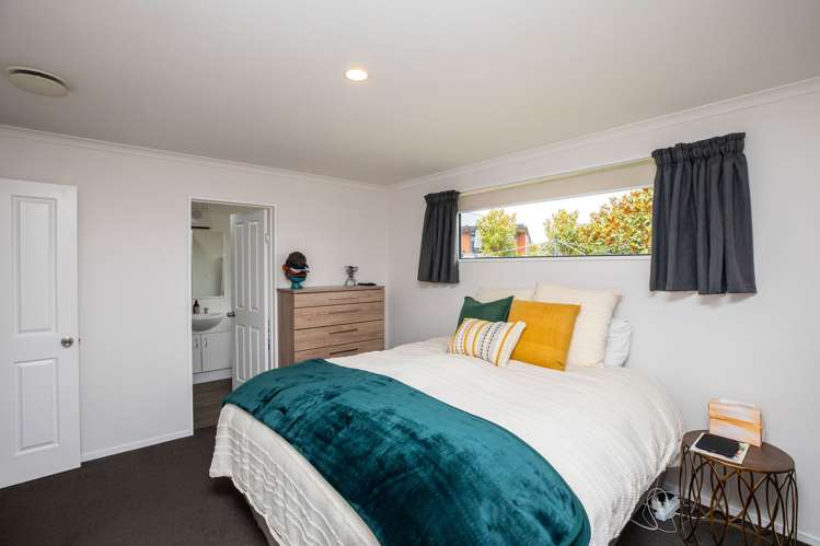 52 Temple Crescent Gleniti_14