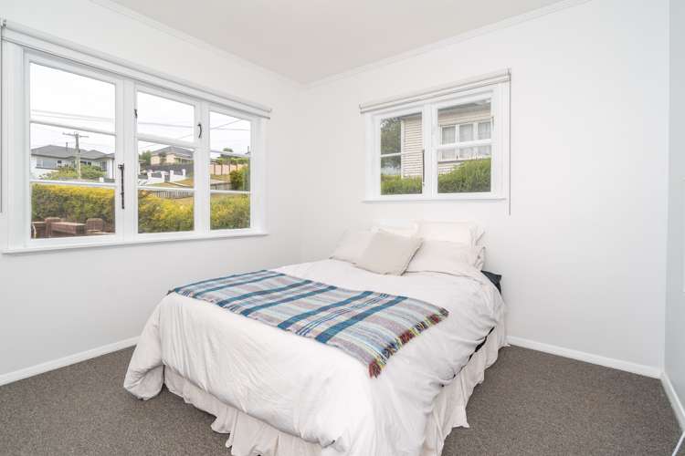 7 Edinburgh Street Green Island_14