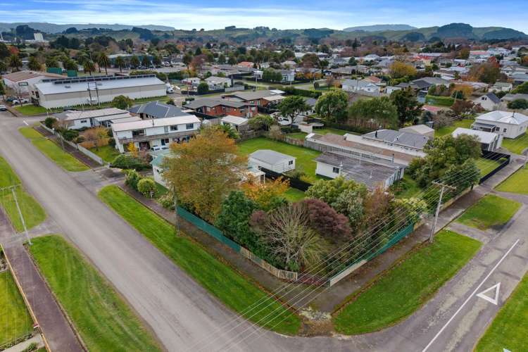 5 Queen Street Pahiatua_16