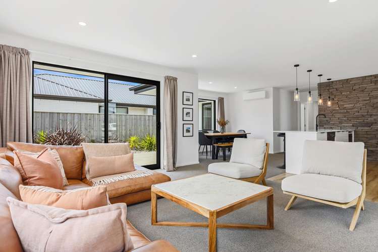 1 Stonyer Street Woodend_9