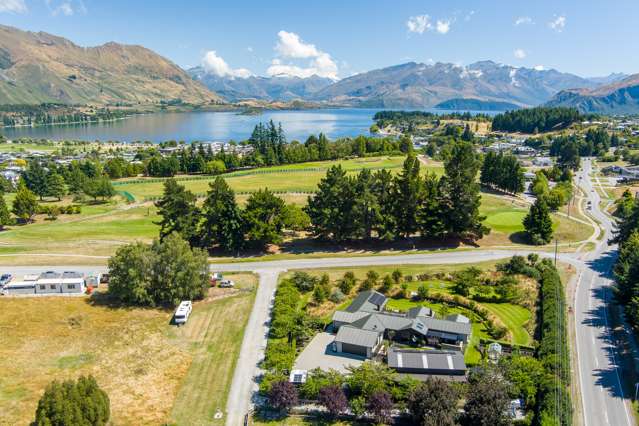 106 Golf Course Road Wanaka_1