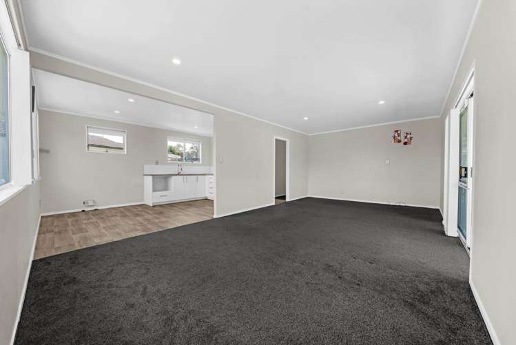 20 Frobisher Way Manurewa_9