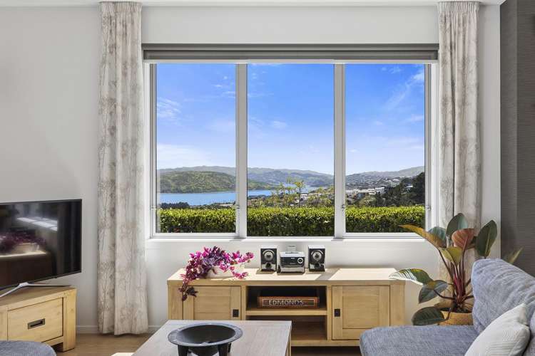 1 Manapouri Lane Aotea_12