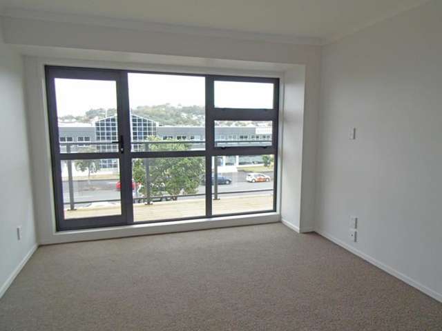 2p/83 New North Road Eden Terrace_2