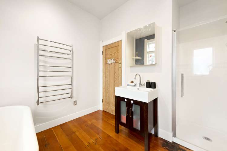 29 Kingsway Avenue Sandringham_19