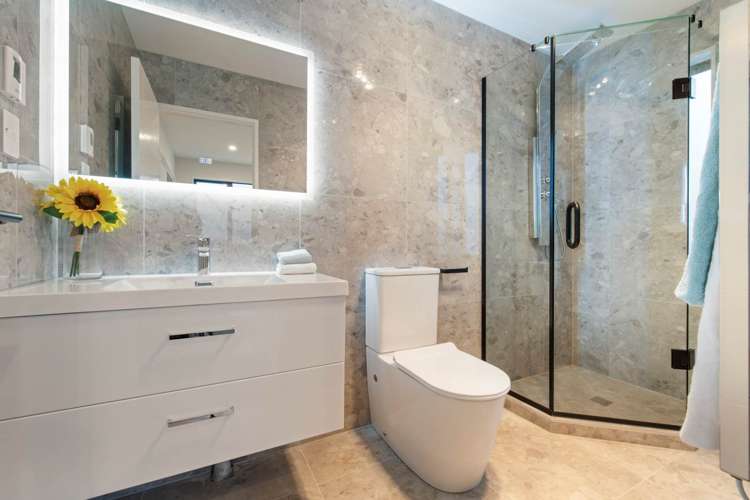 11 Southridge Road Flat Bush_21