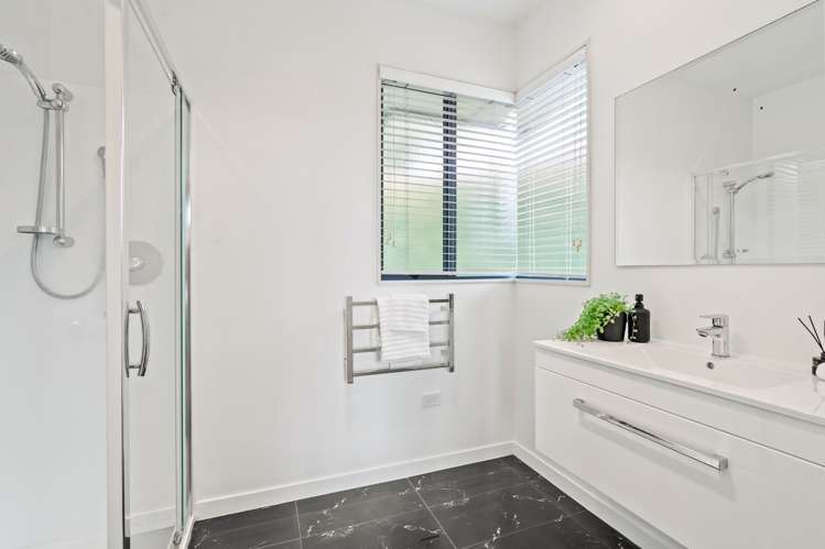 4 Scarborough Lane Kamo_14