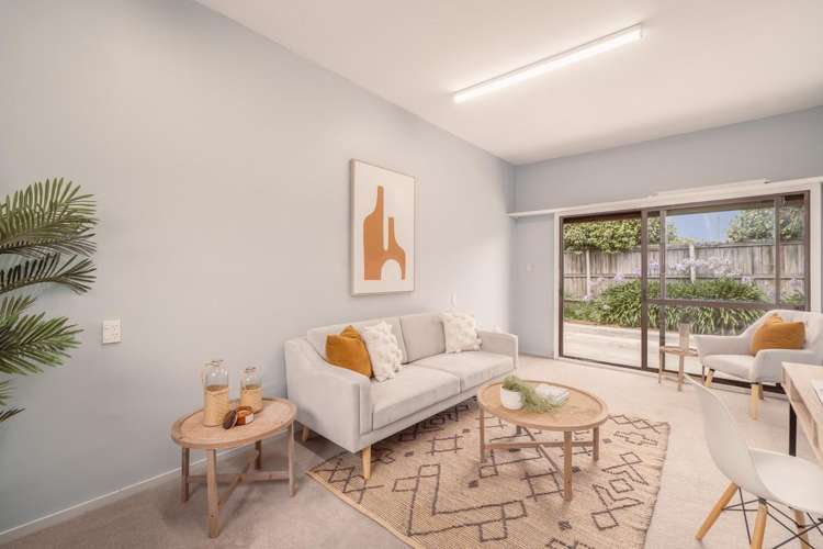 2/25 Sylvia Street Parklands_6