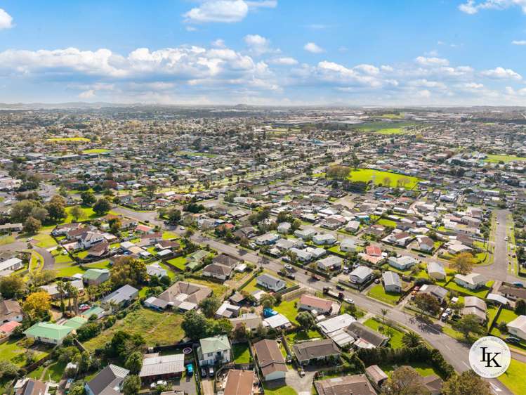 151 Boundary Road Clover Park_36