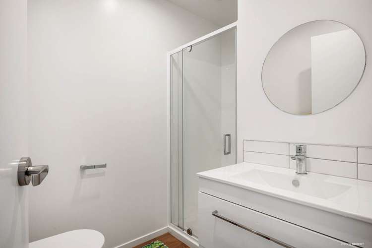 9/30 Bowater Place Manurewa_6