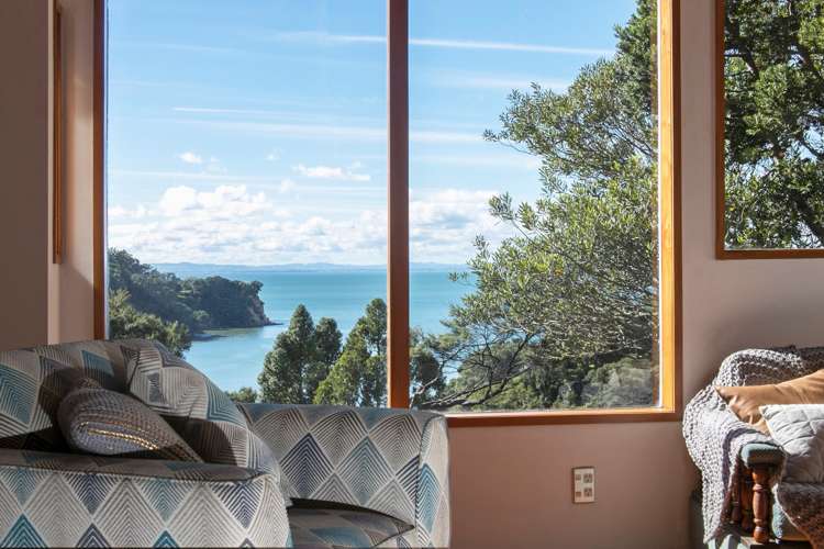 125 Laingholm Drive Laingholm_7