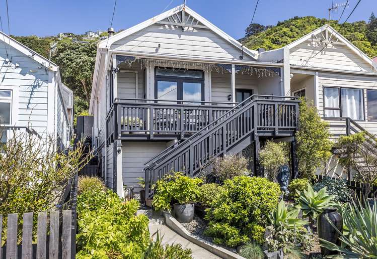 206 Sutherland Rd Lyall Bay_0