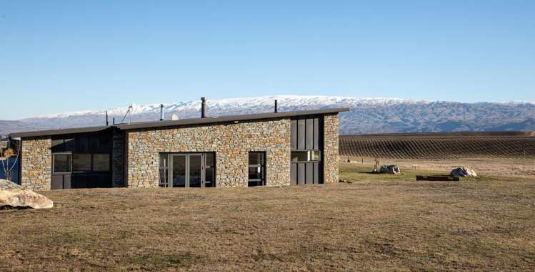 309 Golden Road Alexandra_4