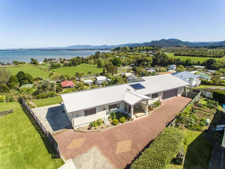 14 Adela Stewart Drive West Athenree_16