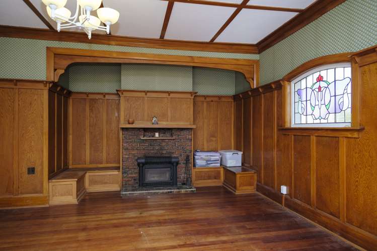 2 Maine Street Dannevirke_14