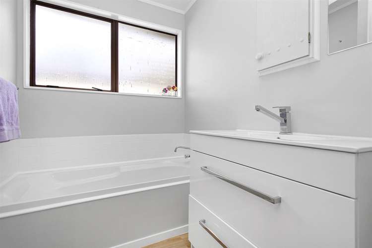 30 Tobago Crescent Grenada North_13