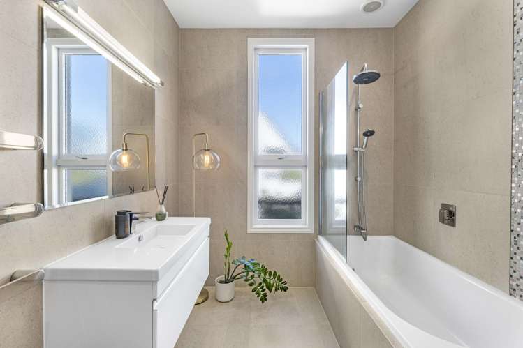 63 Bay Road St Heliers_25