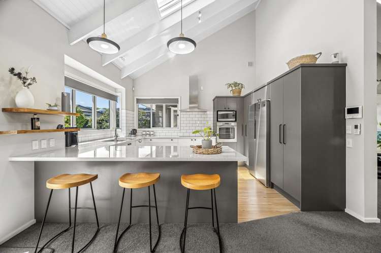 9 Coprosma Crescent Waipahihi_14