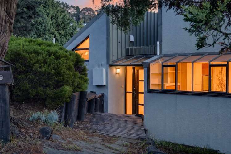 60 Soleares Avenue Mount Pleasant_2