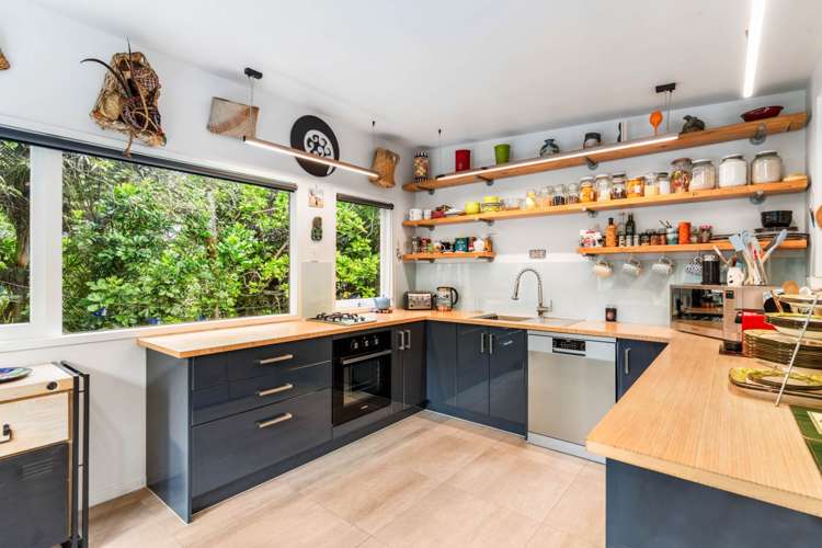 112 Woodlands Park Road Titirangi_7