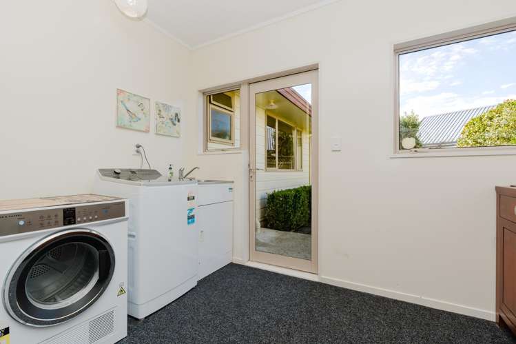 10 Montrose Crescent Huntington_19