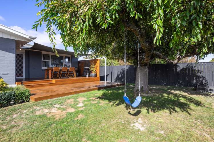 6 Newbourne Crescent Redwoodtown_18