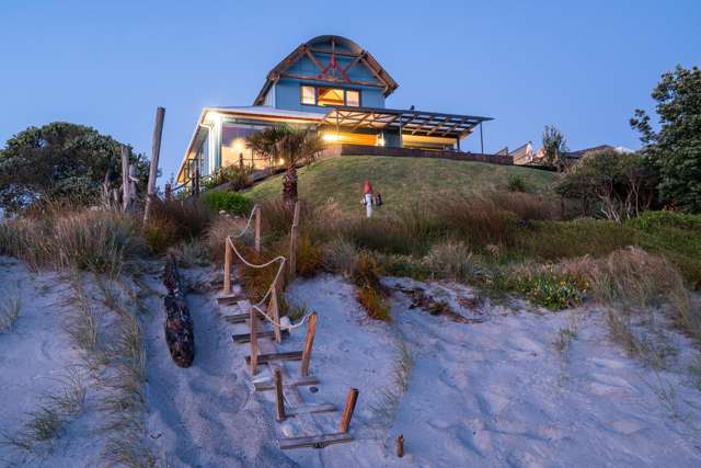 An Artist’s Paradise by the Sea