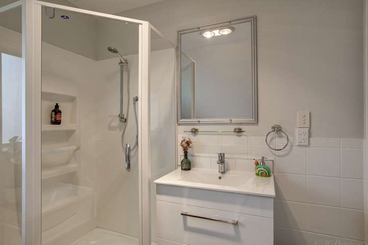 19 Temple Crescent Gleniti_28