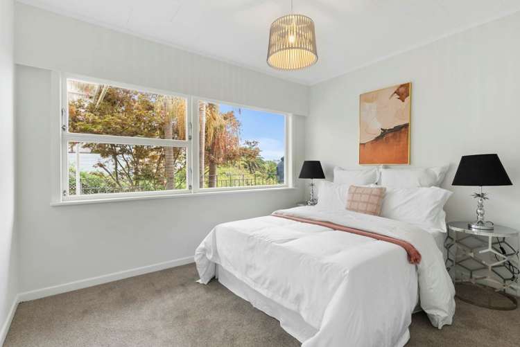 549 East Coast Road Browns Bay_8