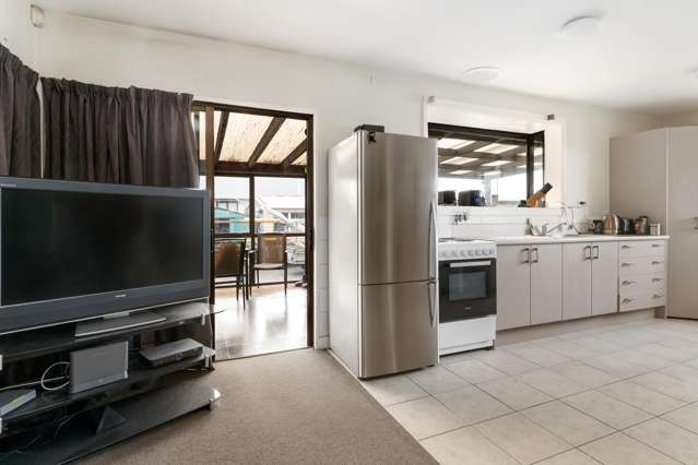 73 Tauiwi Crescent Hei Hei_4