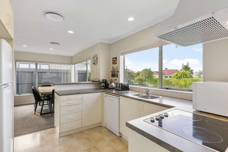 71 Kath Hopper Drive Orewa_5