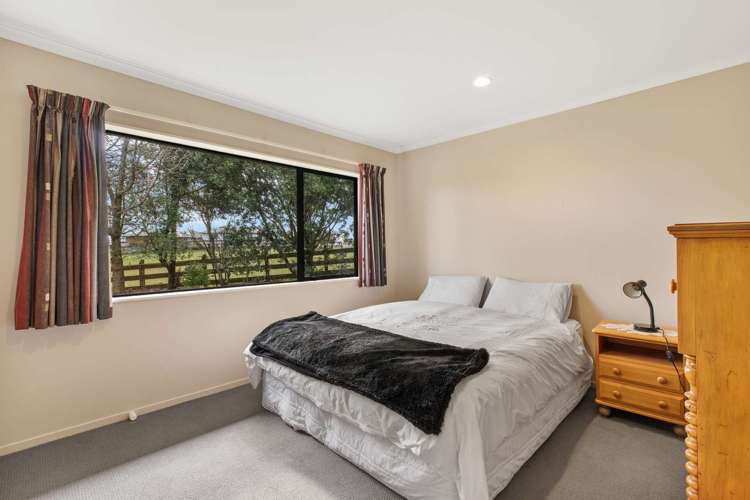 19 Bayview Drive Waiuku_12