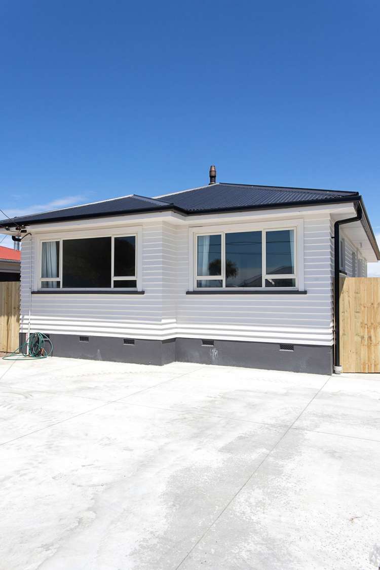 174 Breezes Road Aranui_1