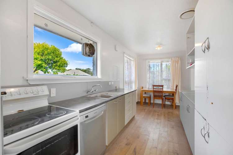 8 Kirner Street Burwood_6