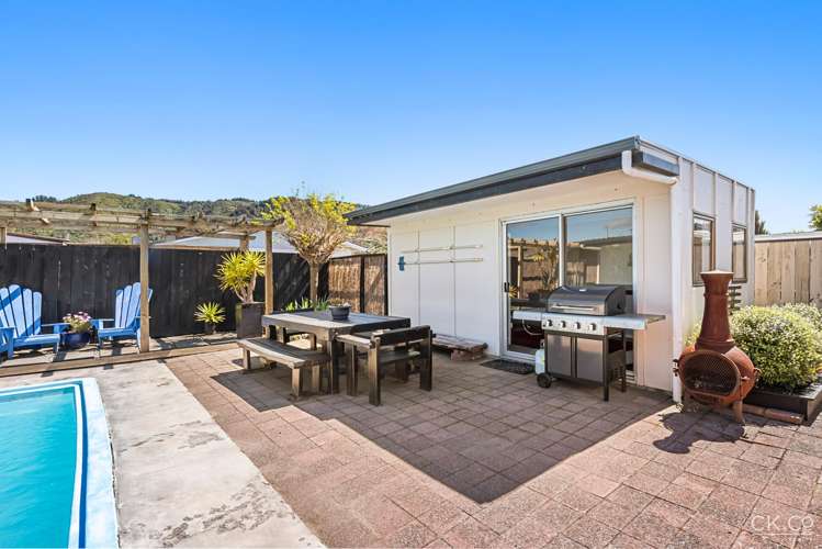 91 California Drive Totara Park_17