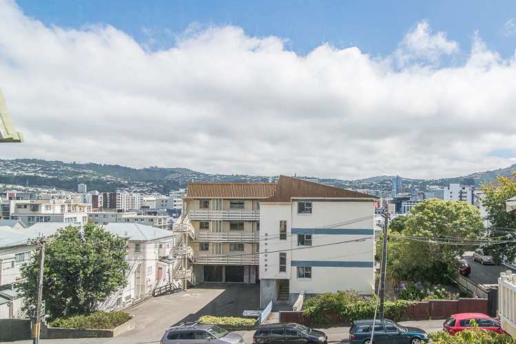 4 Hawker Street Mount Victoria_2