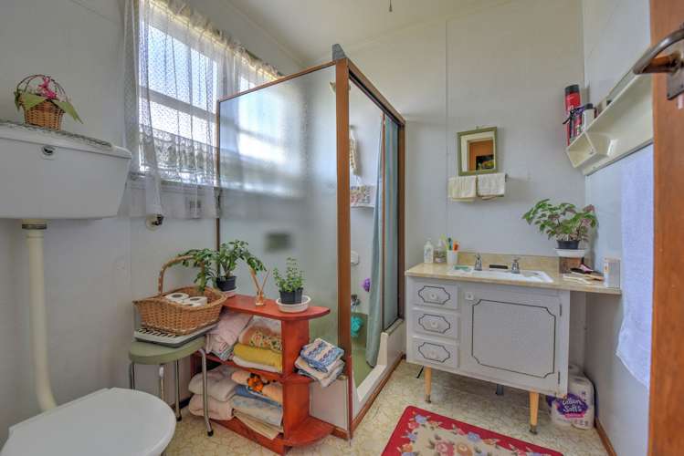 2 Churchill Avenue Gore_19