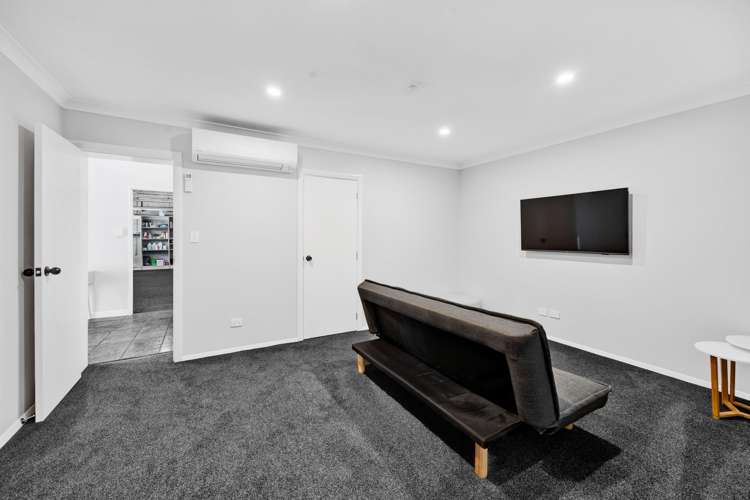 59 Titania Street Stratford_17