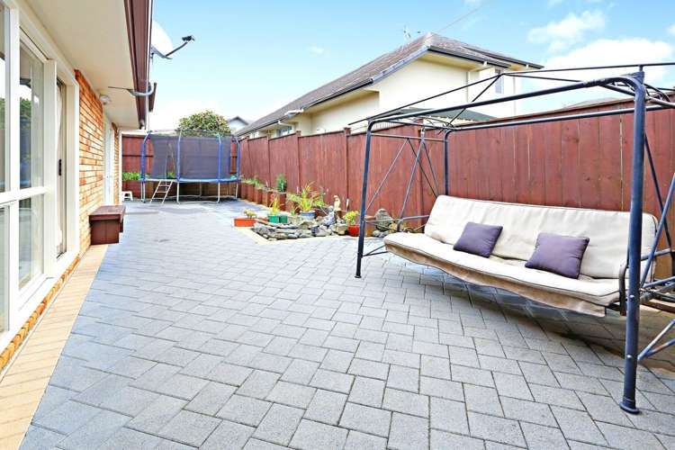 3 Friar Close Flat Bush_11