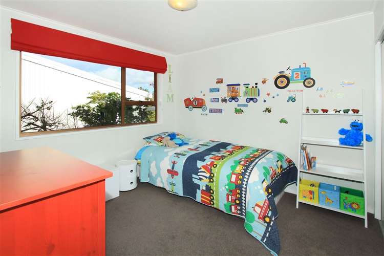 9 Ayton Drive Whitby_16
