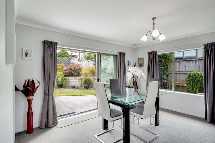 24 Limousin Place Grandview Heights_11