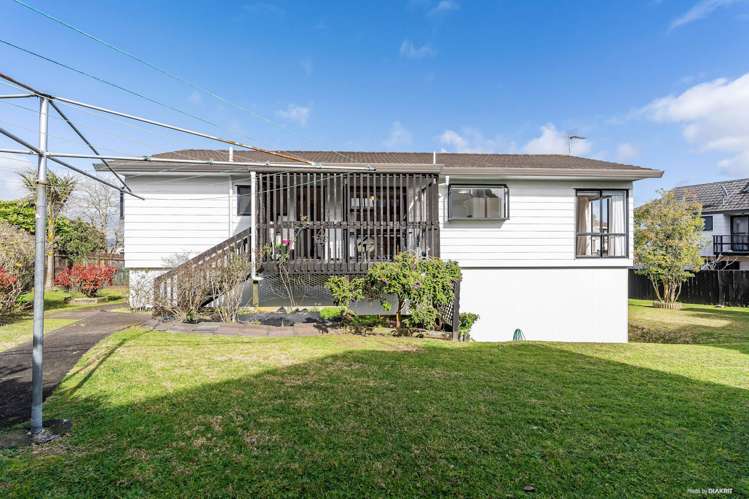 20 Sandgate Avenue Botany Downs_23