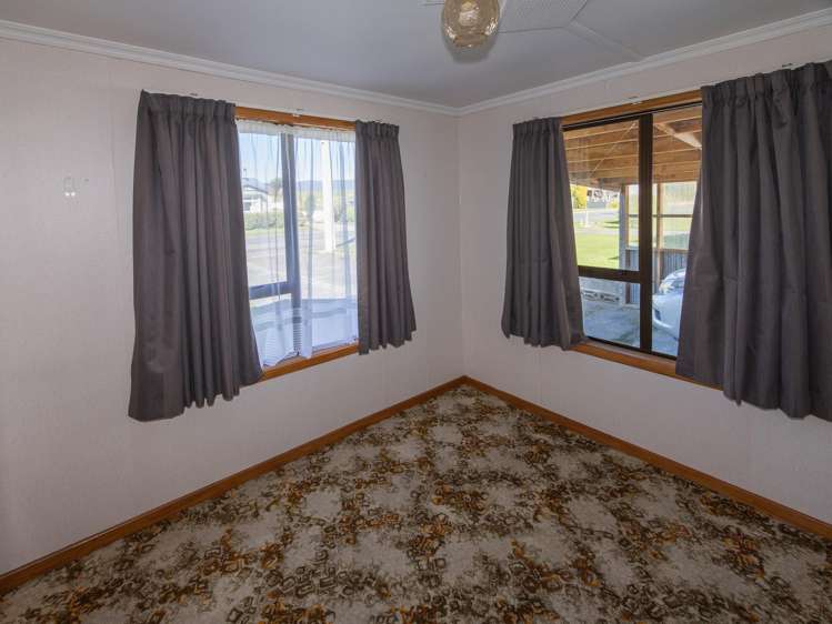 12 King Street Tuatapere_19