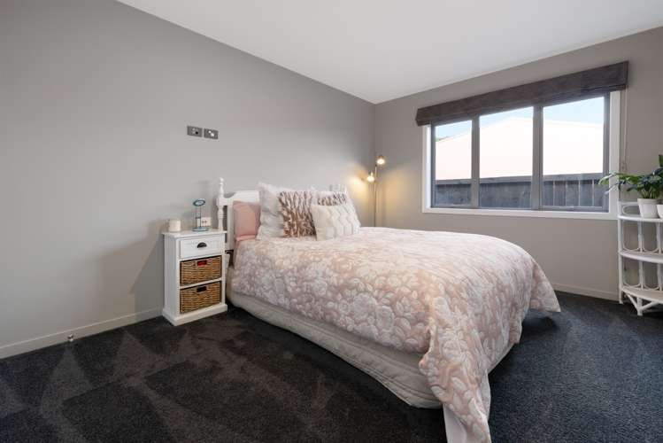 4 Rochfort Crescent Pyes Pa_22