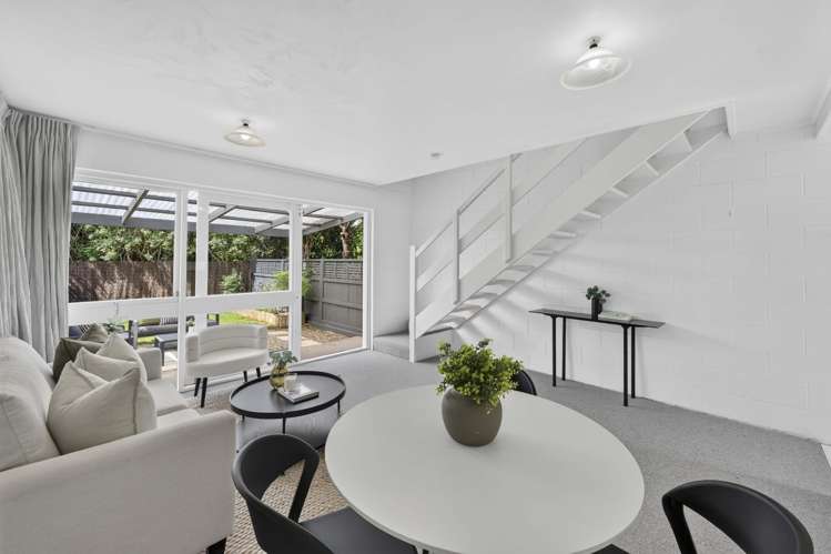 3/41A Mariri Road_3